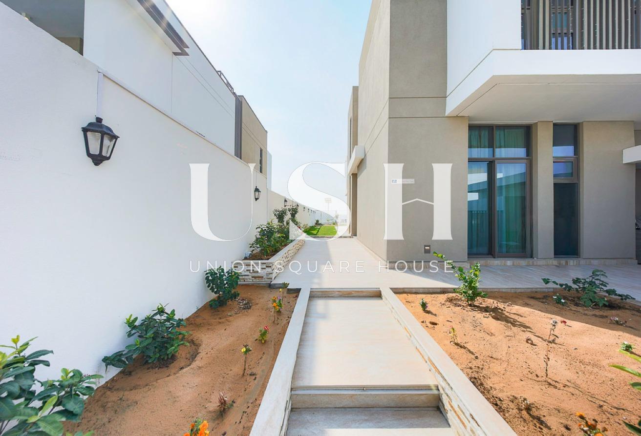 F Type | Independent Villa | Near Park photo 9