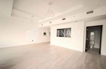 Apartment - 2 - 3 for rent in Tala 1 - Queue Point - Liwan - Dubai