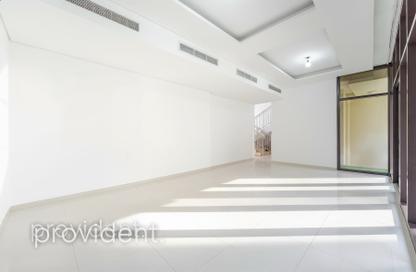 Townhouse - 3 - 4 for rent in Pelham - Akoya Park - Damac Hills - Dubai