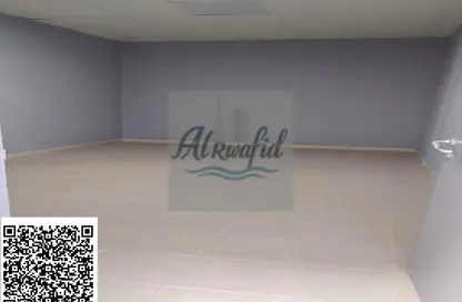 Labor Camp - Studio - 7+ Bathrooms for rent in Al Sajaa S - Al Sajaa - Sharjah