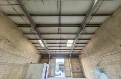 Warehouse - Studio - 1 Bathroom for rent in Wadi AL AIN 1 - Al Noud - Al Ain