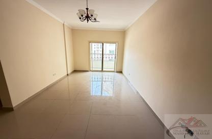 Apartment - 2 - 2 for rent in Muweileh Community - Muwaileh Commercial - Sharjah