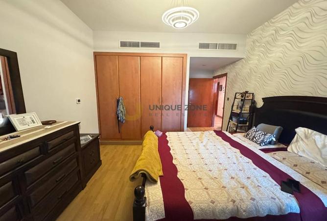 92717391 - Property Image 3