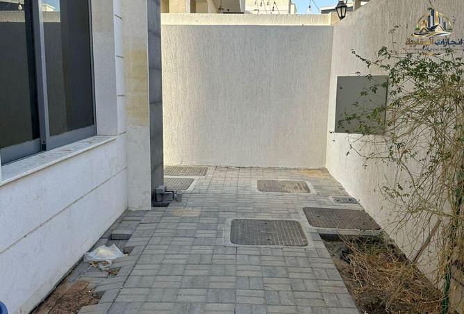 88741708 - Property Image 3