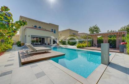 Villa - 5 Bedrooms - 5 Bathrooms for sale in Legacy Large - Legacy - Jumeirah Park - Dubai