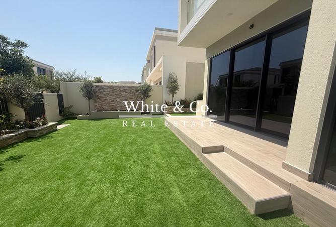 106858163 - Property Main Image