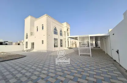 فيلا - 8 غرف نوم - 6 حمامات للايجار في مدينة الرياض - أبوظبي