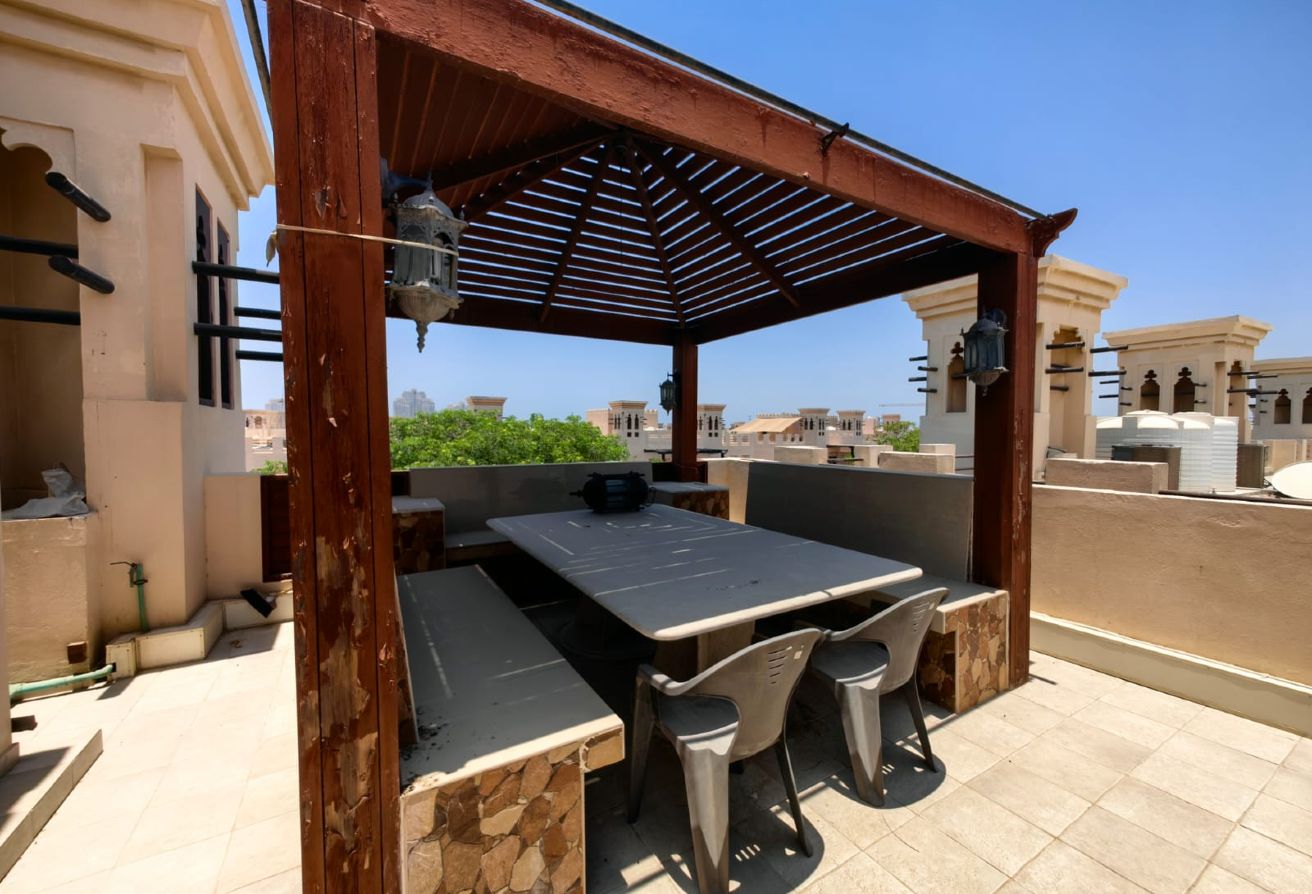 Spacious 3BR Townhouse | Maid room| Swimming pool
