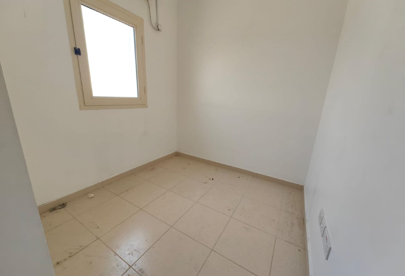 Spacious 3BR Townhouse | Maid room| Swimming pool