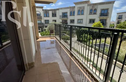 شقة - 2 غرف نوم - 3 حمامات للايجار في قمر 3 - مدينة بدر - المحيصنة - دبي