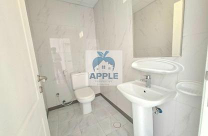 Apartment - 3 Bedrooms - 3 Bathrooms for rent in Muwailih Building - Muwaileh - Sharjah