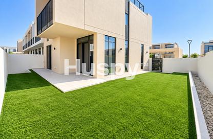 Townhouse - 4 - 4 for rent in Greenview 3 - Emaar South - Dubai South (Dubai World Central) - Dubai Townhouse - 4 - 4 for rent in Greenview 3 - Emaar South - Dubai South (Dubai World Central) - Dubai