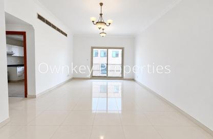 Apartment - 3 - 3 for rent in Desert Home Residence - Oud Metha - Bur Dubai - Dubai