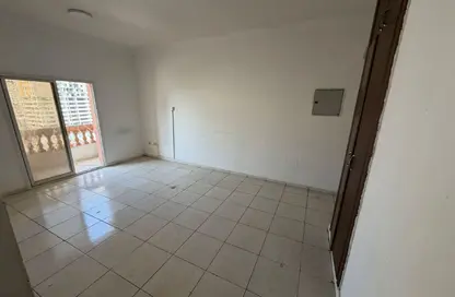 شقة - غرفة نوم - 1 حمام للايجار في برج النعيمية 1 - أبراج النعيمية - النعيمية - عجمان