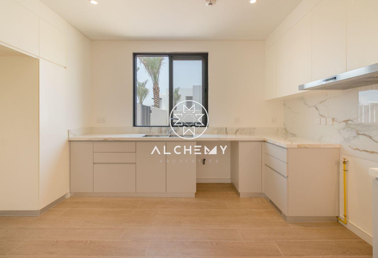 Corner Plot | Close to Park | Ready to Move In photo 7