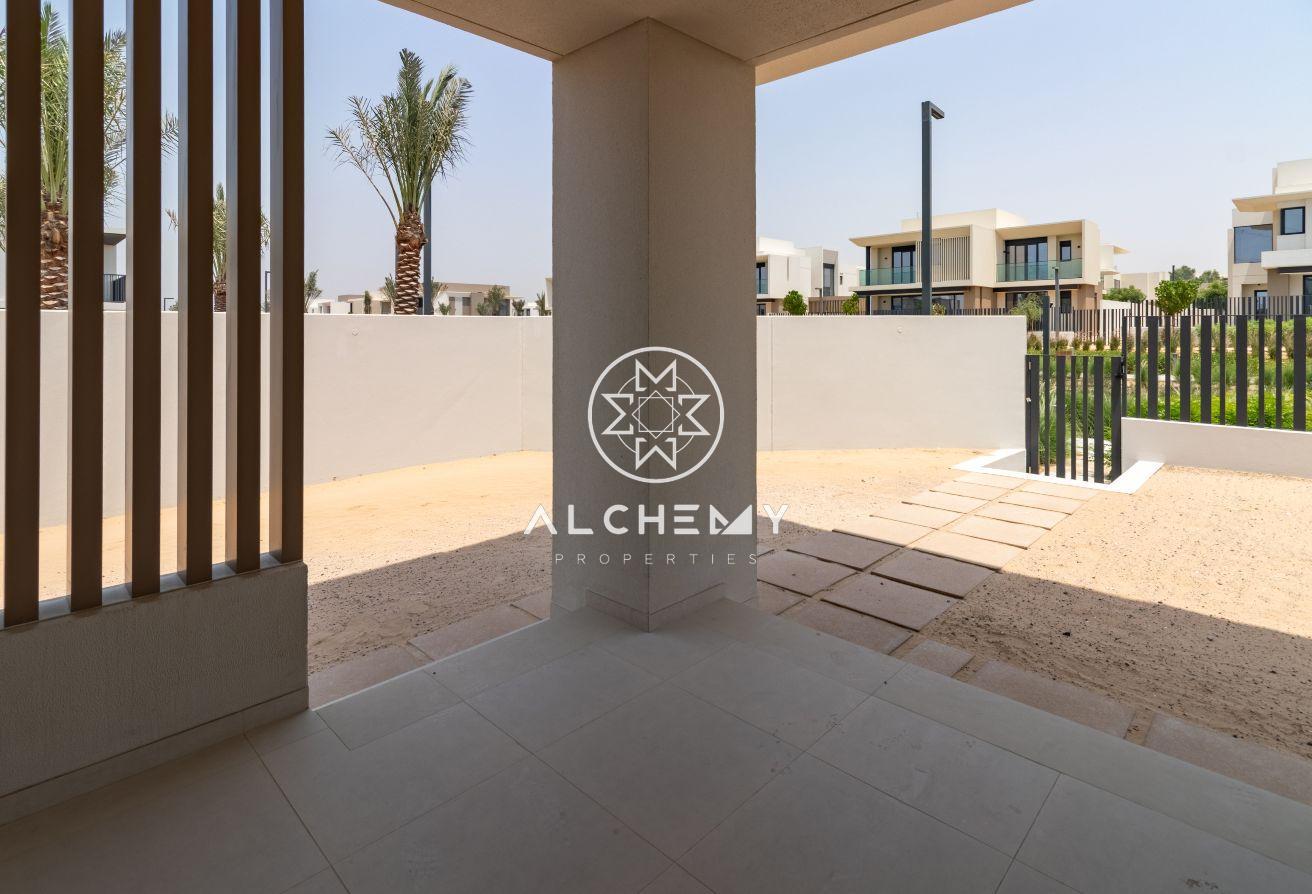 Corner Plot | Close to Park | Ready to Move In photo 6