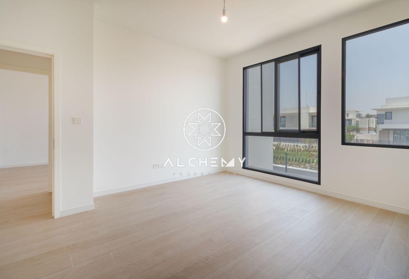Corner Plot | Close to Park | Ready to Move In photo 25