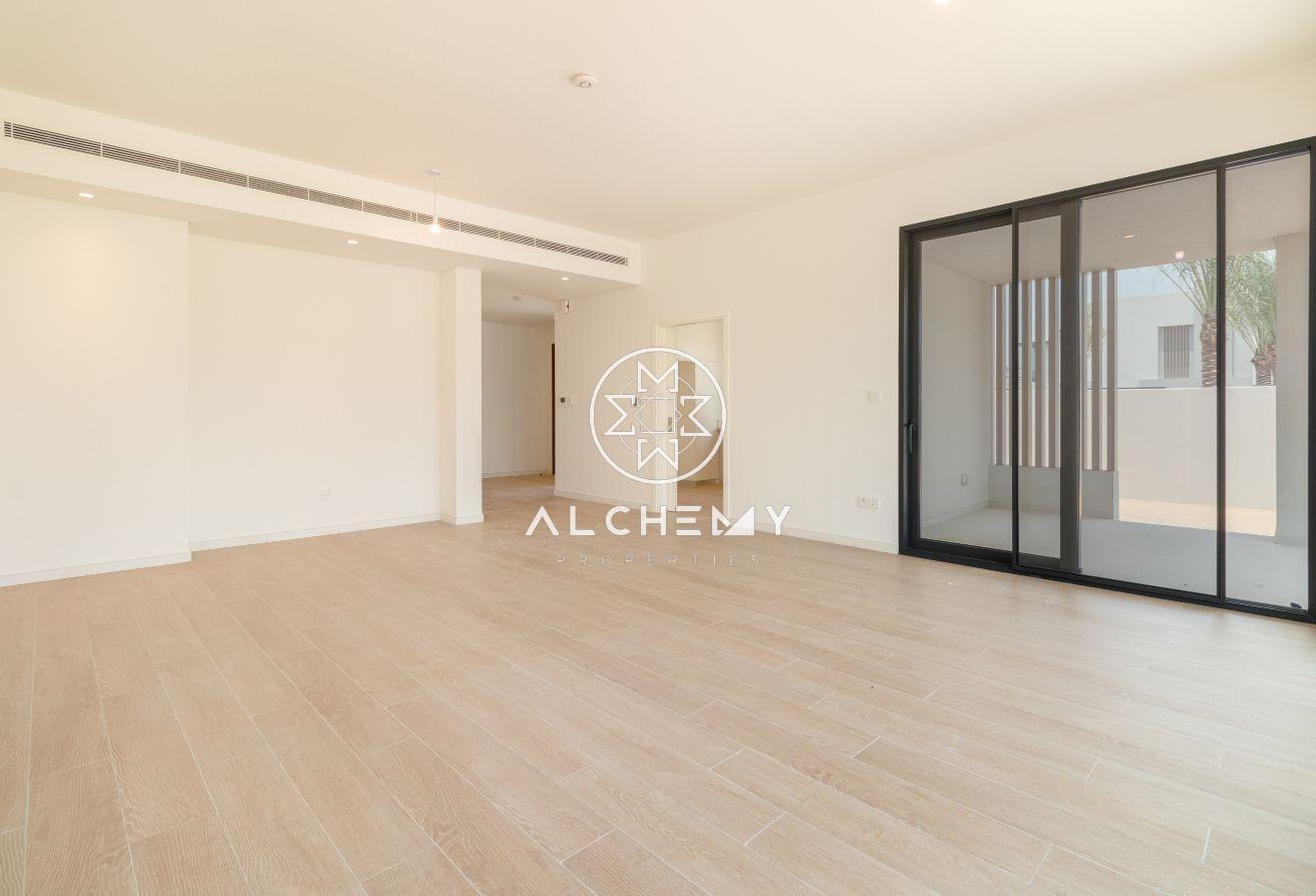 Corner Plot | Close to Park | Ready to Move In photo 4