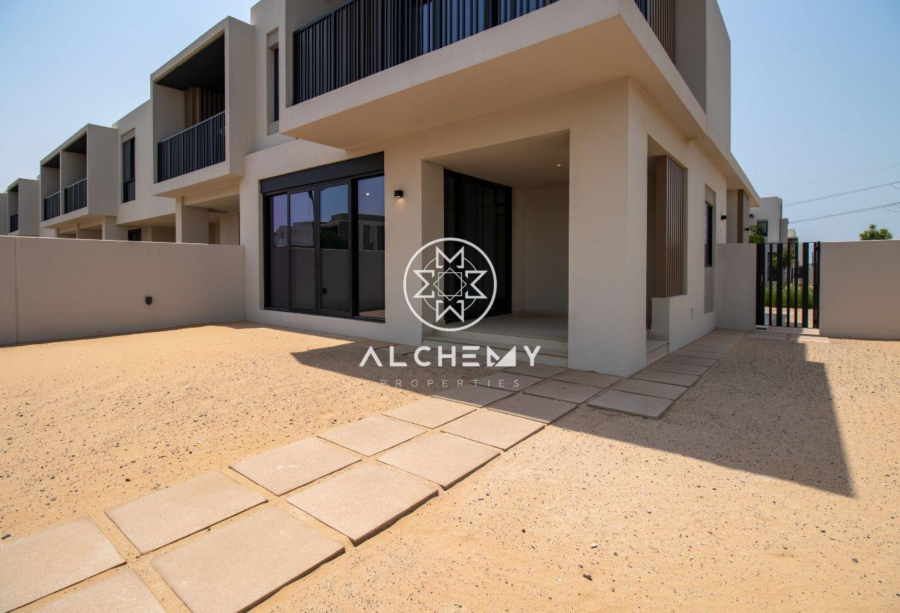 Corner Plot | Close to Park | Ready to Move In photo 14