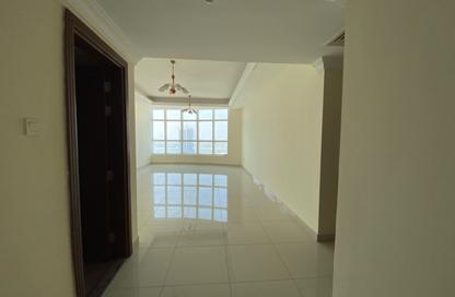 Apartment - 3 - 4 for rent in Al Mamzar - Al Mamzar - Sharjah - Sharjah