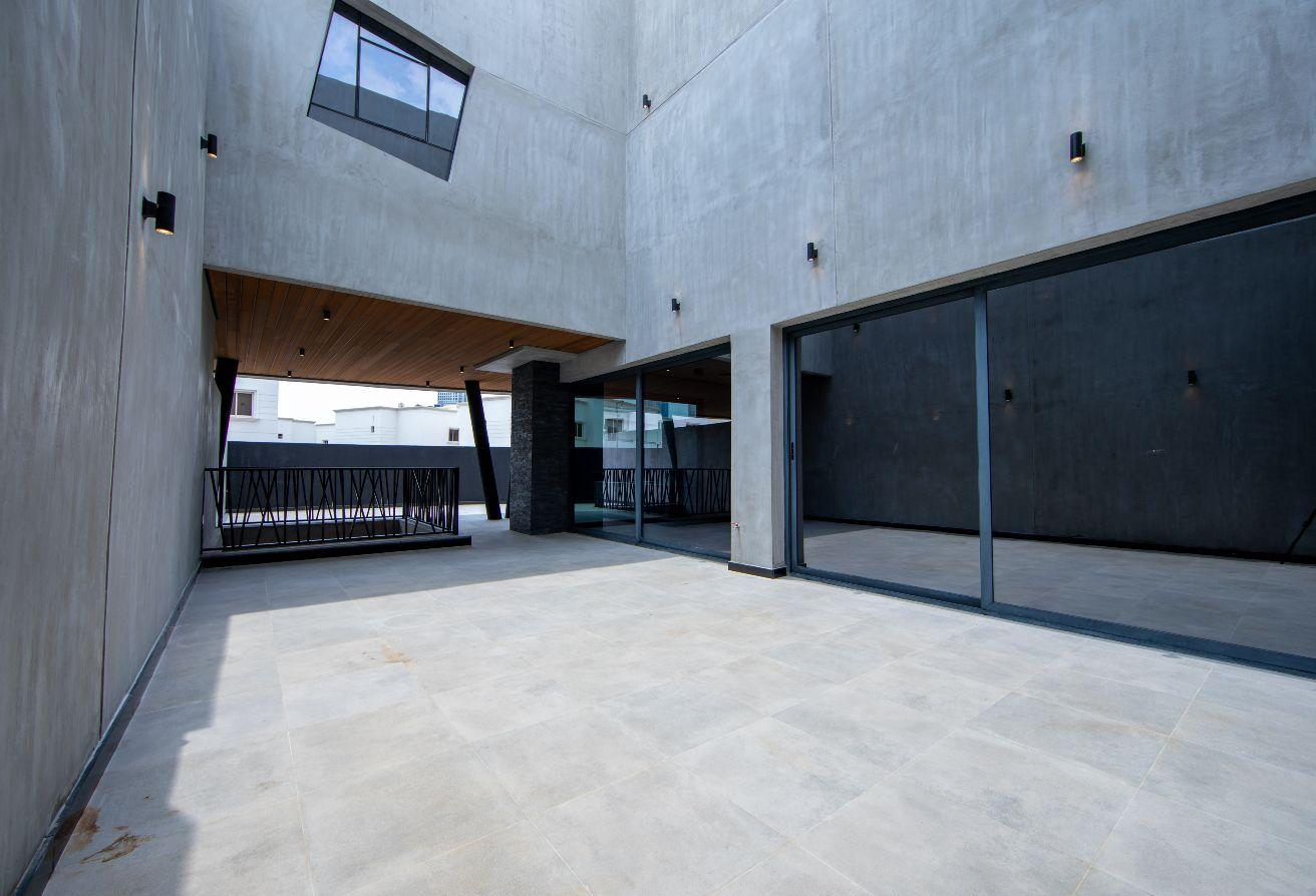 Upgraded Designer Triplex | Rare Availability photo 18