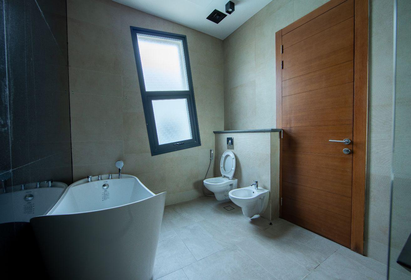 Upgraded Designer Triplex | Rare Availability photo 10