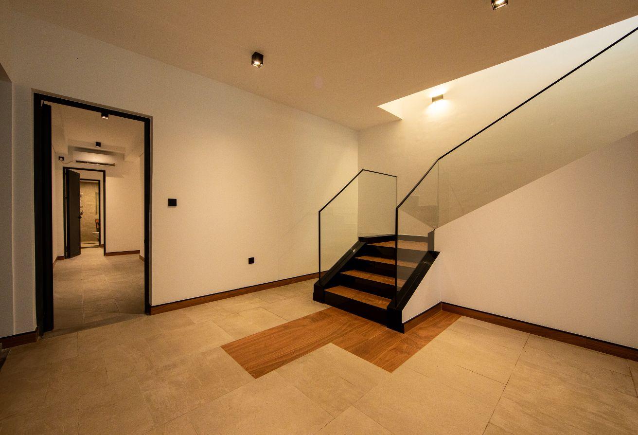 Upgraded Designer Triplex | Rare Availability photo 23