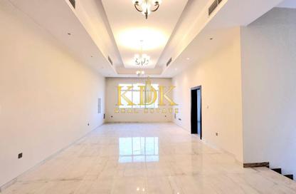 Villa - 5 - 7 for rent in Nad Al Sheba 4 - Nad Al Sheba - Dubai Villa - 5 - 7 for rent in Nad Al Sheba 4 - Nad Al Sheba - Dubai