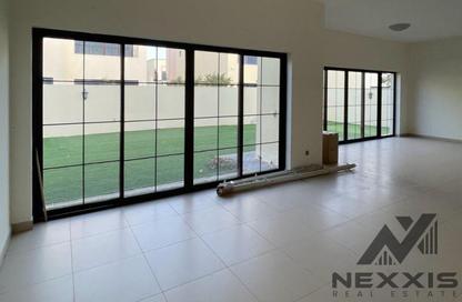 Villa - 4 - 5 for rent in Nad Al Sheba Villas - Nad Al Sheba 3 - Nad Al Sheba - Dubai Villa - 4 - 5 for rent in Nad Al Sheba Villas - Nad Al Sheba 3 - Nad Al Sheba - Dubai