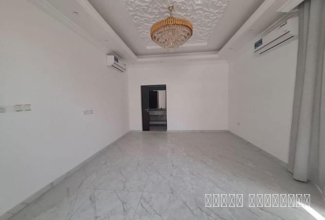 79004287 - Property Image 3