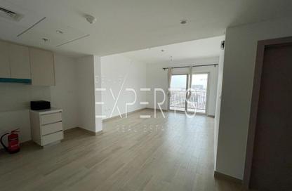 Apartment - 1 - 1 for rent in Waters Edge - Yas Island - Abu Dhabi