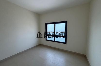Apartment - 2 - 3 for rent in Al Mamzar - Al Mamzar - Sharjah - Sharjah