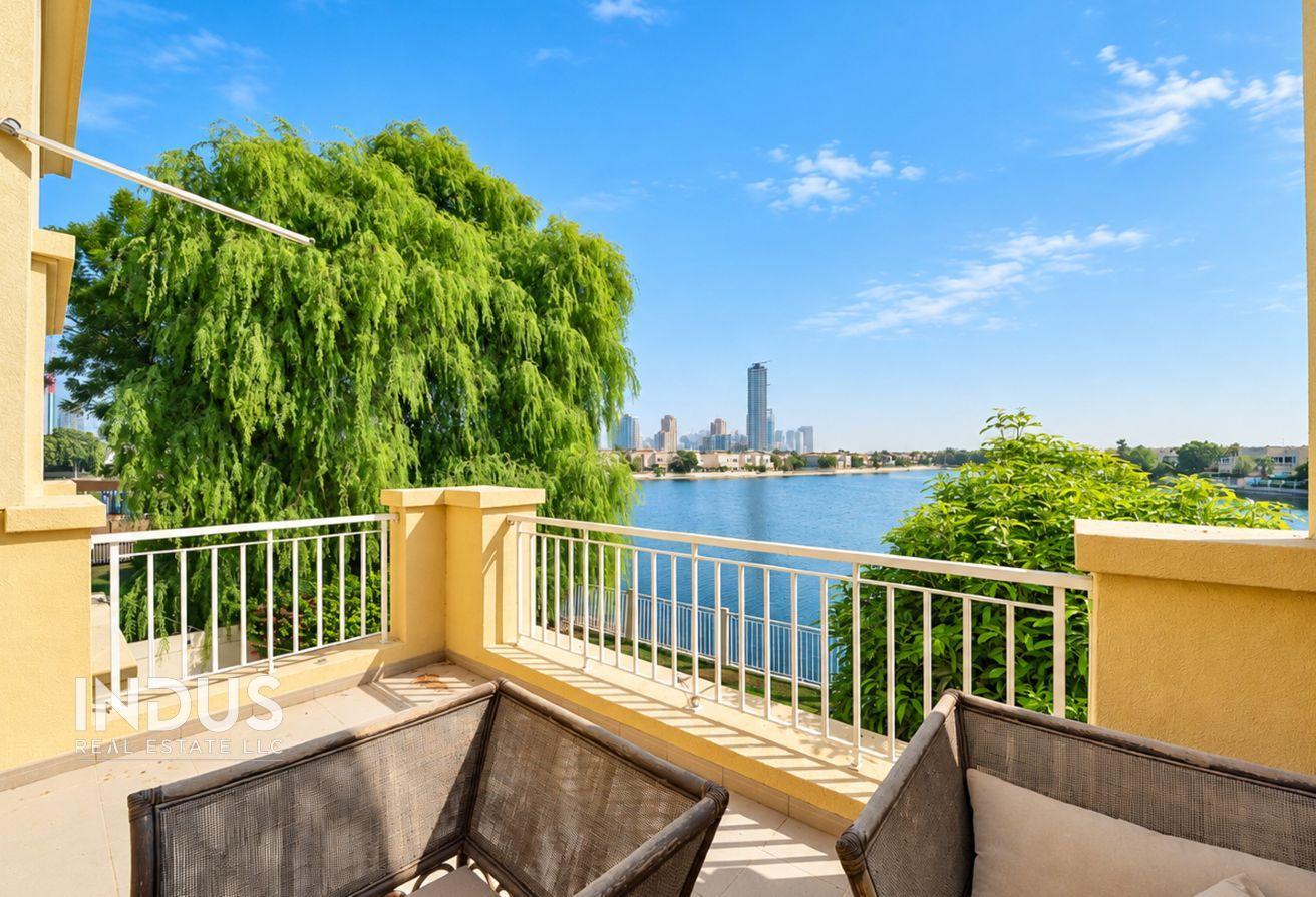 Upgraded 3-Bedroom B End Villa | Lake View | Forat photo 20