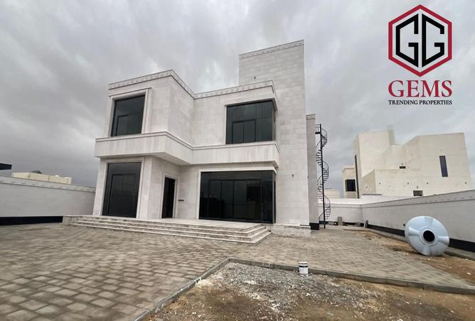 73349100 - Property Image 2