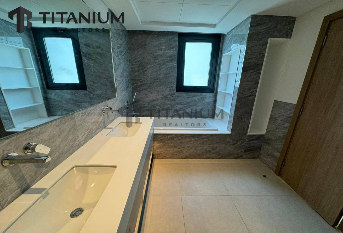 Ready to Move | Spacious 4BR Villa | Great Value photo 14