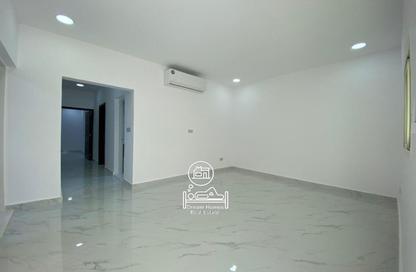 Apartment - 3 Bedrooms - 3 Bathrooms for rent in Madinat Al Riyad - Abu Dhabi