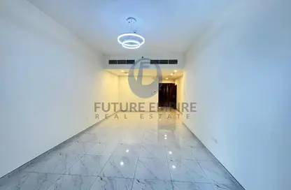 شقة - 2 غرف نوم - 3 حمامات للايجار في برج تيتانيوم - الكرامة - دبي