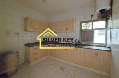 Apartment - 2 Bedrooms - 2 Bathrooms for rent in Abu Shagara building - Abu shagara - Sharjah