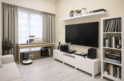 Apartment - 2 - 2 for sale in The Bridge - Dubai Sports City - Dubai