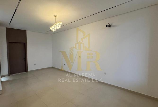 76162418 - Property Image 3