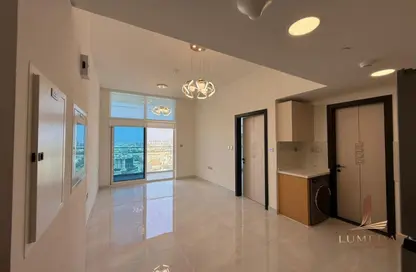 شقة - غرفة نوم - 2 حمامات للايجار في سكايز من دانوب - ارجان - دبي