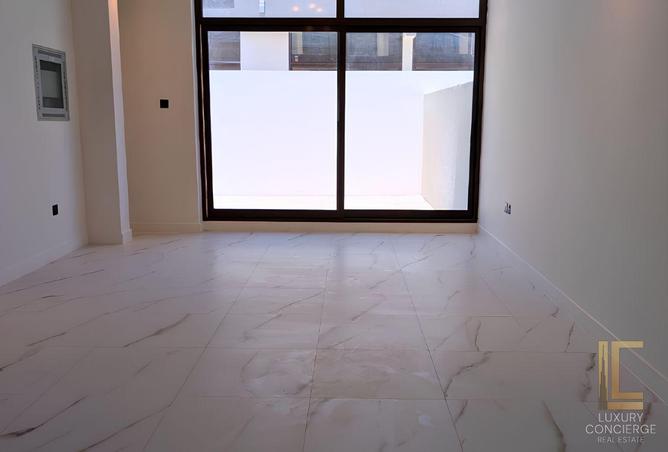 100845627 - Property Image 3
