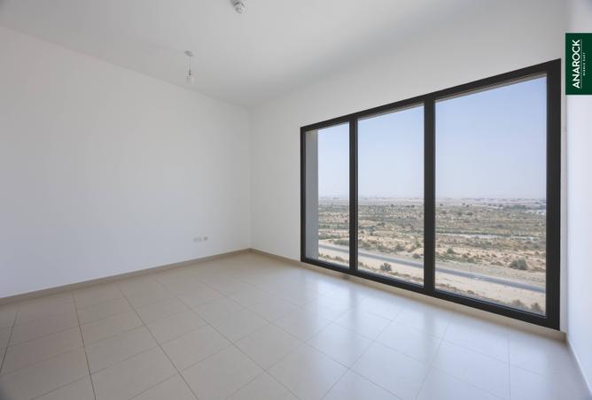 Ready To Move | 12 Cheques | Spacious Layout
