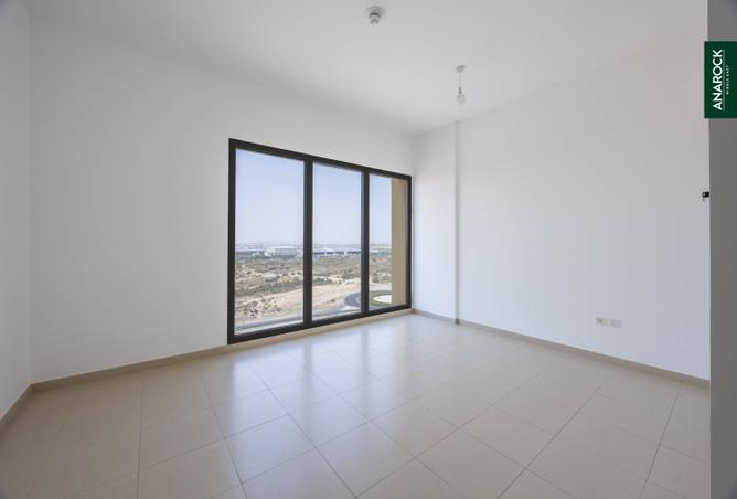 Ready To Move | 12 Cheques | Spacious Layout photo 3