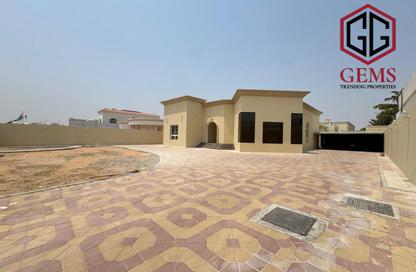 Villa - 4 Bedrooms - 5 Bathrooms for rent in Al Khawaneej 1 - Al Khawaneej - Dubai
