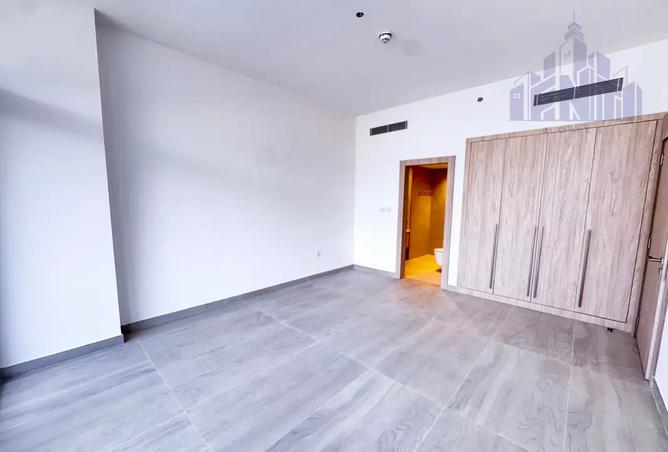 Premium 1-Bedroom | Kitchen Equipped photo 3