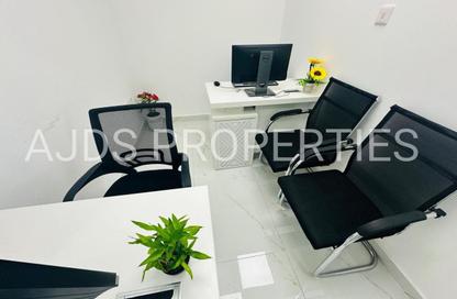 Office Space - Studio - 1 Bathroom for rent in Reem Residency - Al Karama - Dubai