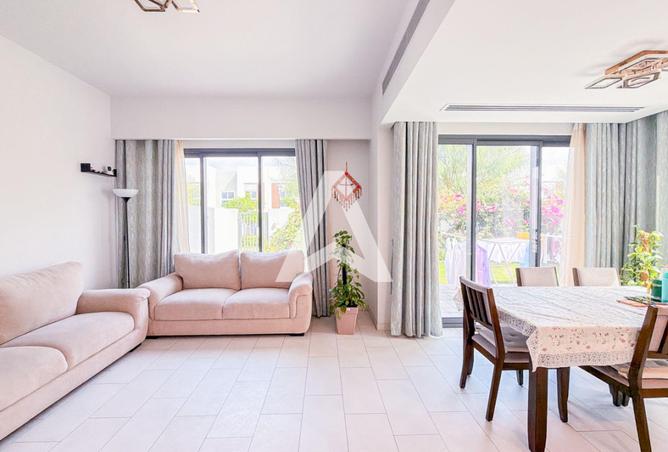 80704048 - Property Image 2