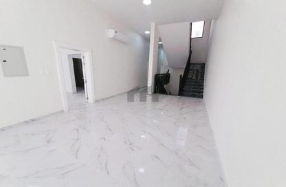 Villa - 5 Bedrooms - 7 Bathrooms for rent in Madinat Al Riyad - Abu Dhabi