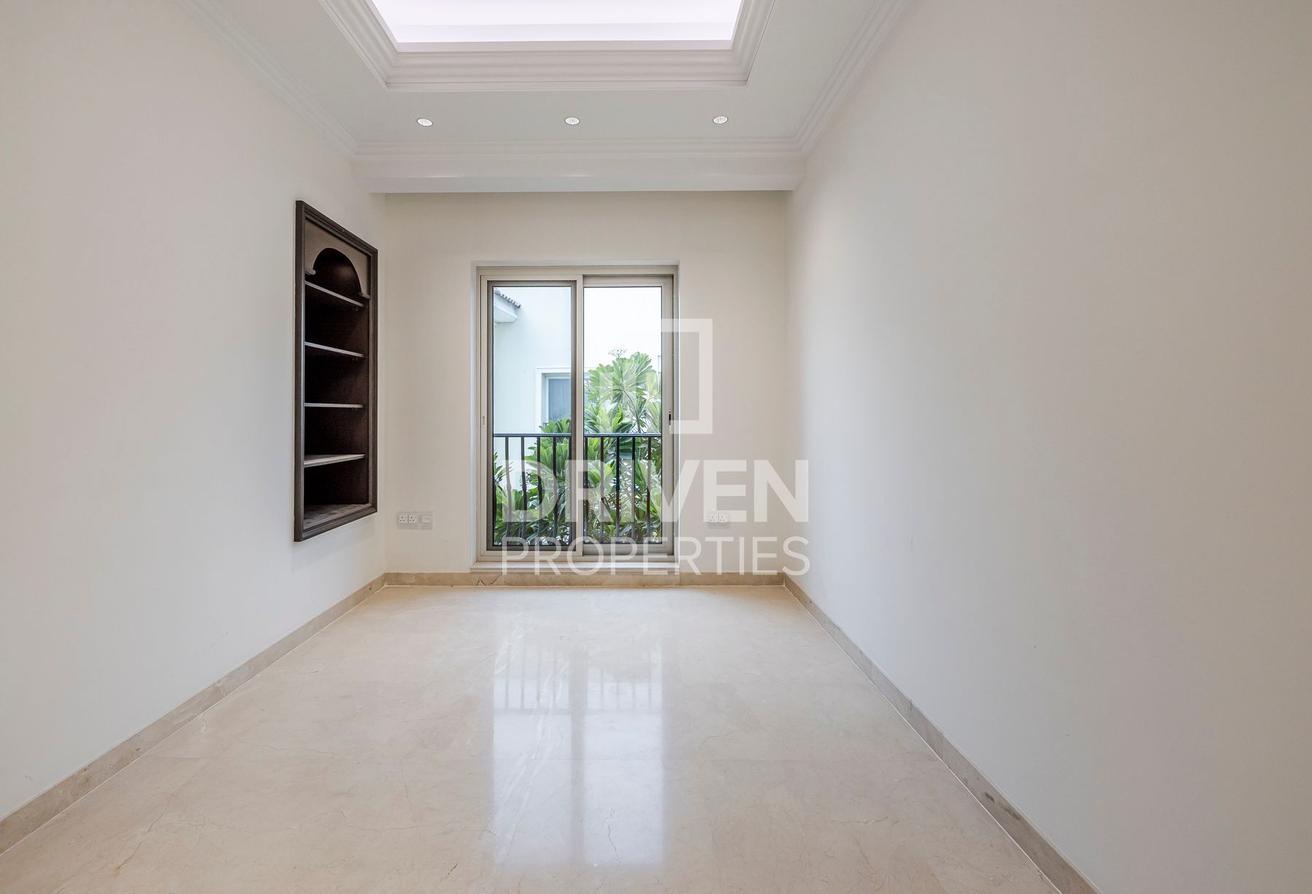 Meditteranean Villa | Ultra Luxurious | Park View photo 12